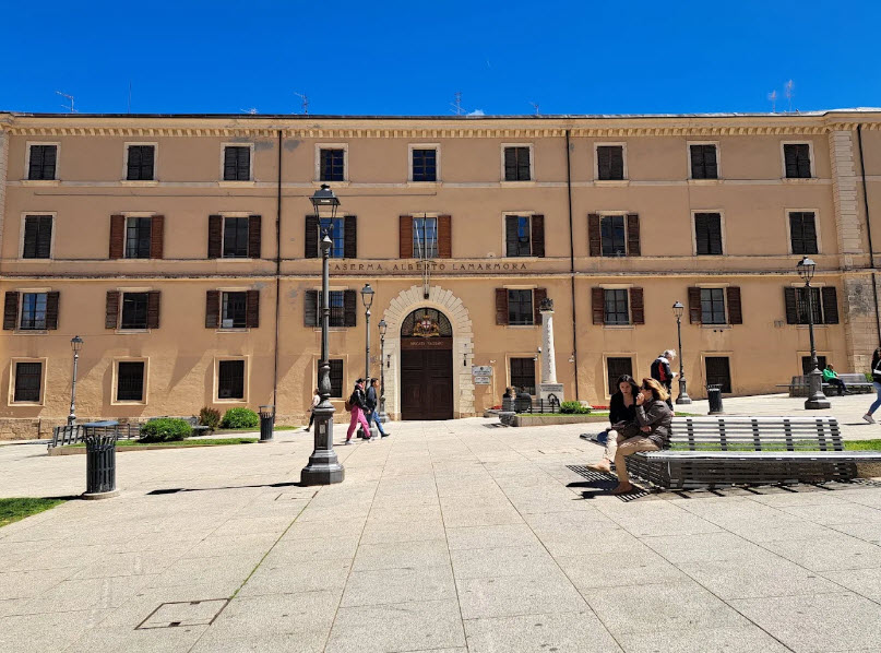 Barbacane Del Castello Aragonese, Italy